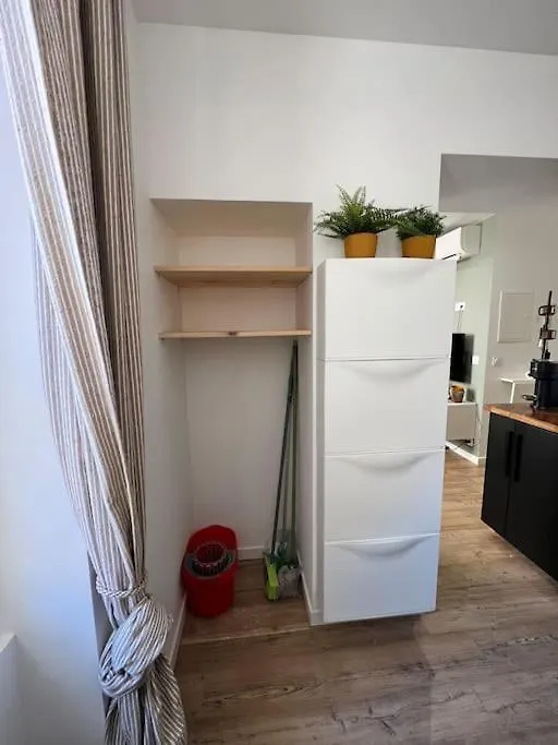 Studio 1 Neuf A 100 M Des Plages Et De La Gare Saint-Raphael  France