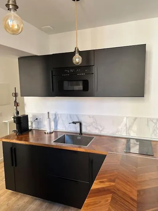 Studio 1 Neuf A 100 M Des Plages Et De La Gare Saint-Raphael  Apartment