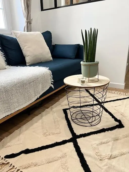 Apartment Studio 1 Neuf A 100 M Des Plages Et De La Gare Saint-Raphael